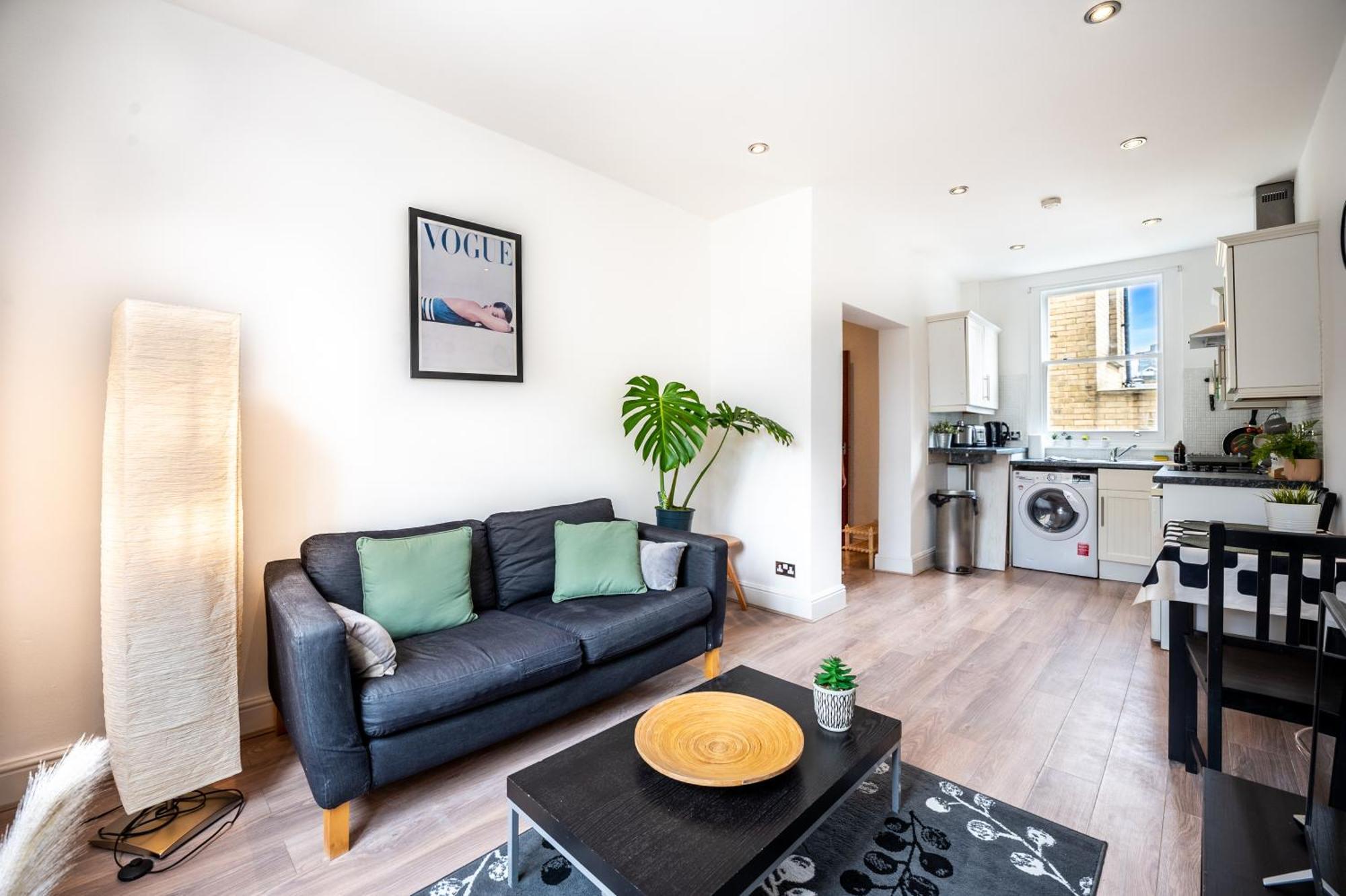 Ferienwohnung One-Bed Flat, Kensington, Bank Payment To The Host Within 24H From The Reservation London Exterior foto